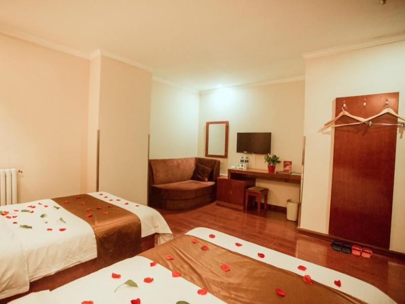 Greentree Inn Hebei Zhangjiakou Zhangbei Caoyuantian Rd Zhangku Avenue Express Hotel 외부 사진
