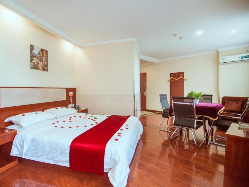 Greentree Inn Hebei Zhangjiakou Zhangbei Caoyuantian Rd Zhangku Avenue Express Hotel 외부 사진